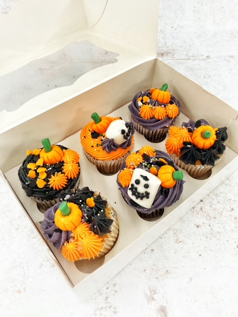 Halloween Cupcakes 👻 - The Family Cake Company